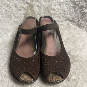 Jambu leather suede lazer cut Brown Peep Toe Mary Jane wedge Sandals SZ9.5M